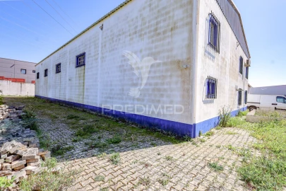 Armazém para Venda em Estremoz (Santa Maria e Santo André)