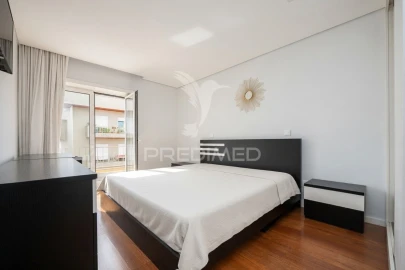 Apartamento T3 para Venda em Braga (São José de São Lázaro e São João do Souto)