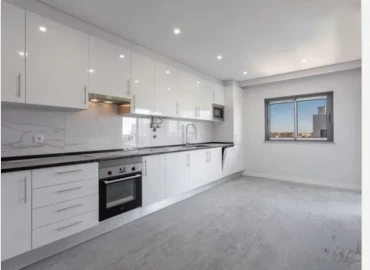 Apartamento T3 para Venda em Quelfes