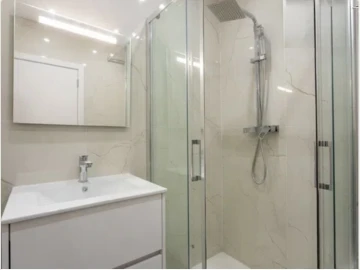 Apartamento T3 para Venda em Quelfes