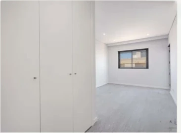 Apartamento T3 para Venda em Quelfes