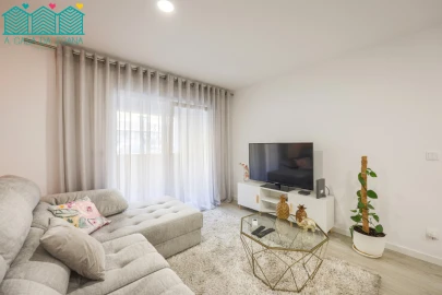 Apartamento T2 para Venda em Aradas