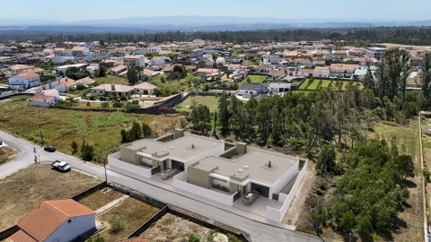 Moradia T3 para Venda em Pataias e Martingança