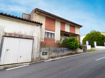 Moradia T3 para Venda em Portunhos e Outil