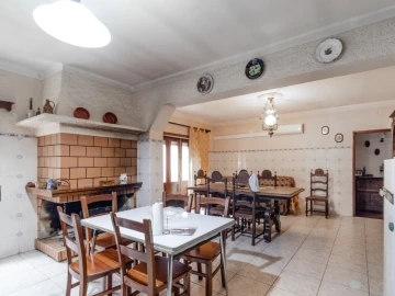 Moradia T3 para Venda em Portunhos e Outil