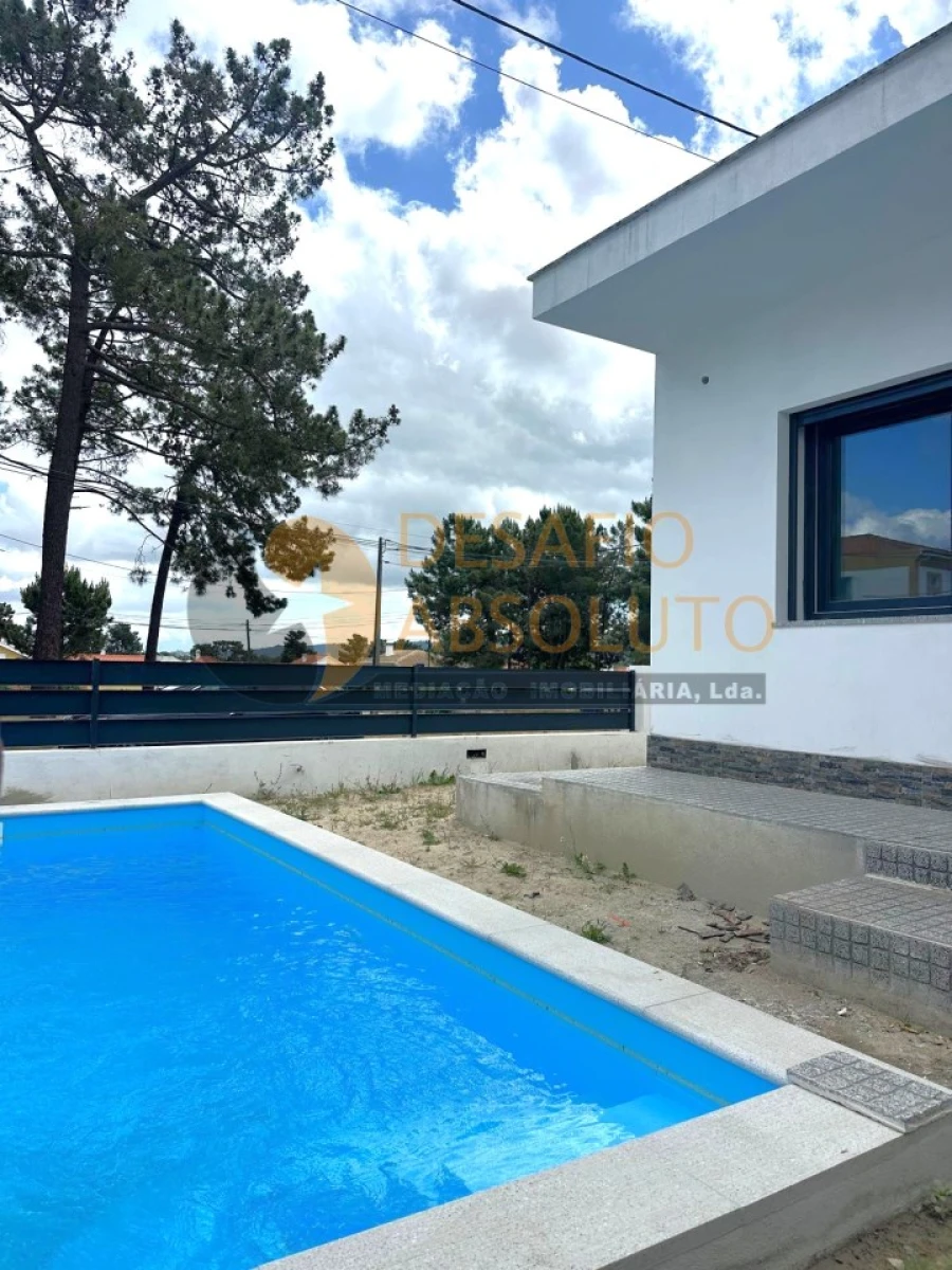 Moradia T3 para Venda em Quinta do Conde Foto 15