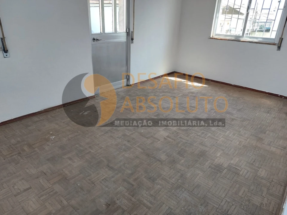 Moradia T3 para Venda em Quinta do Conde Foto 3