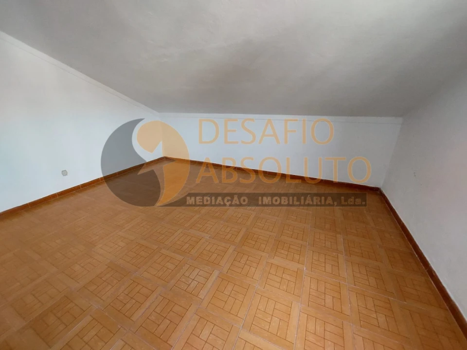 Moradia T3 para Venda em Quinta do Conde Foto 20