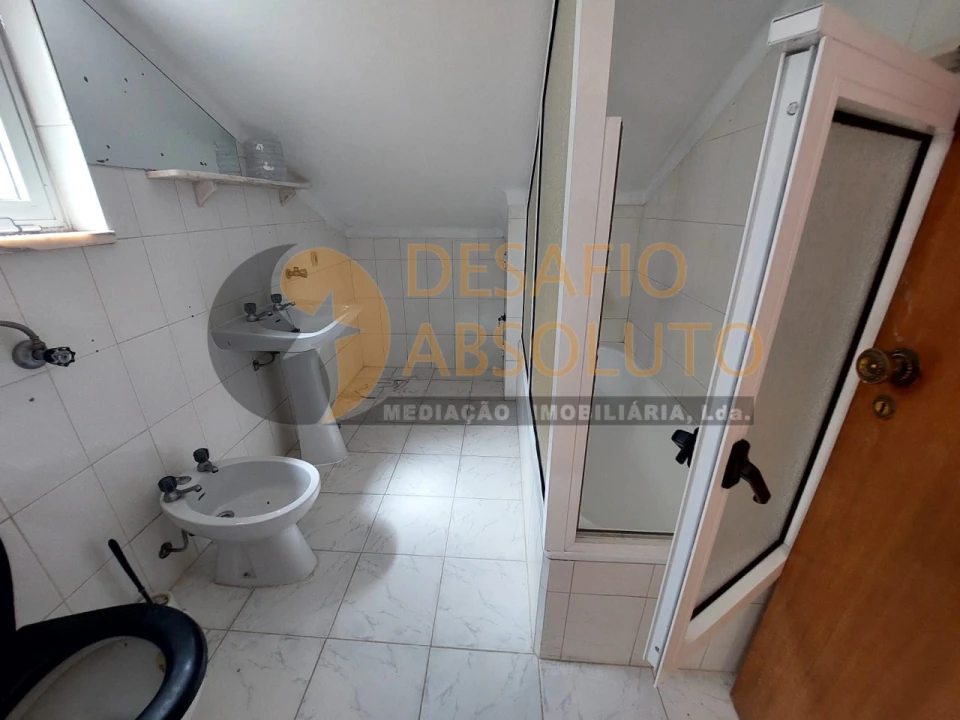 Moradia T3 para Venda em Quinta do Conde Foto 21