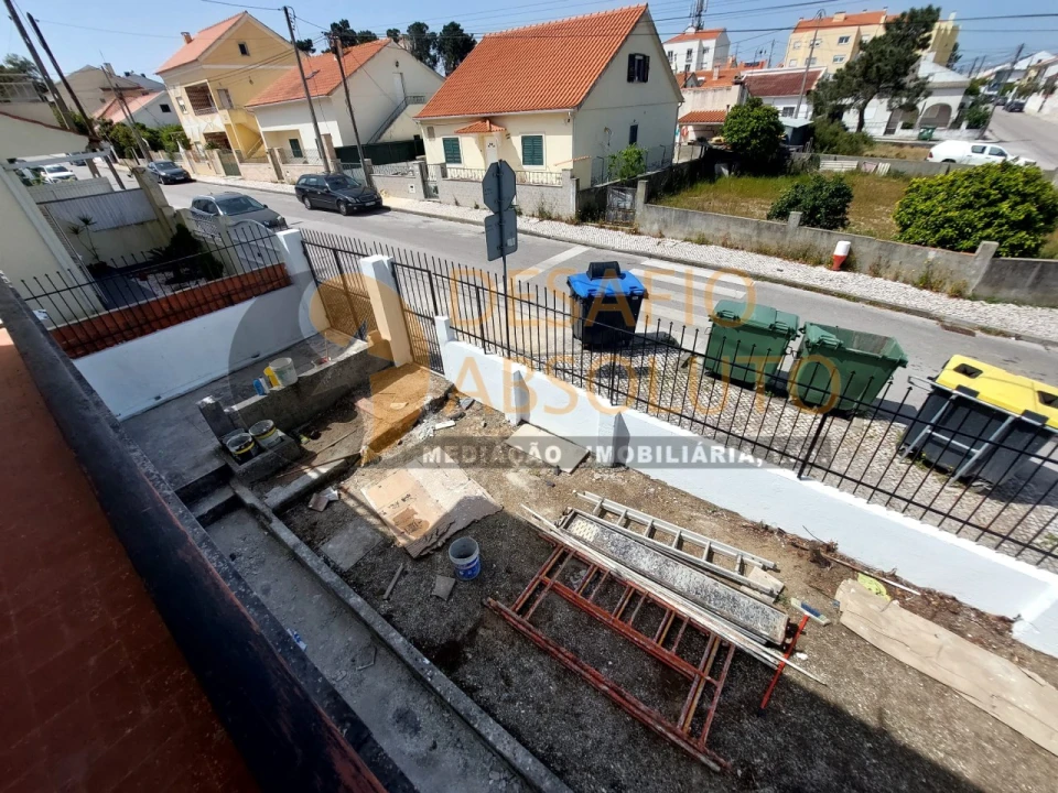 Moradia T3 para Venda em Quinta do Conde Foto 27
