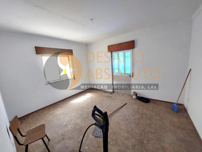Moradia T3 para Venda em Quinta do Conde Foto 7