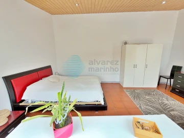 Moradia T4 para Venda em Santa Maria, São Pedro e Matacães