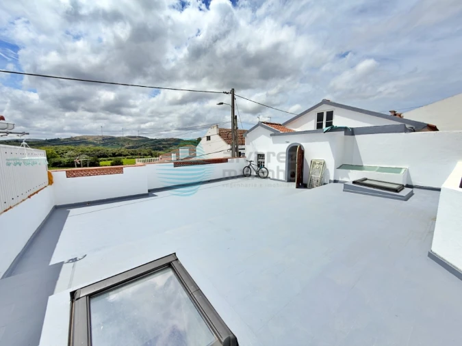 Moradia T4 para Venda em Santa Maria, São Pedro e Matacães Foto 25