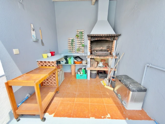 Moradia T4 para Venda em Santa Maria, São Pedro e Matacães Foto 36