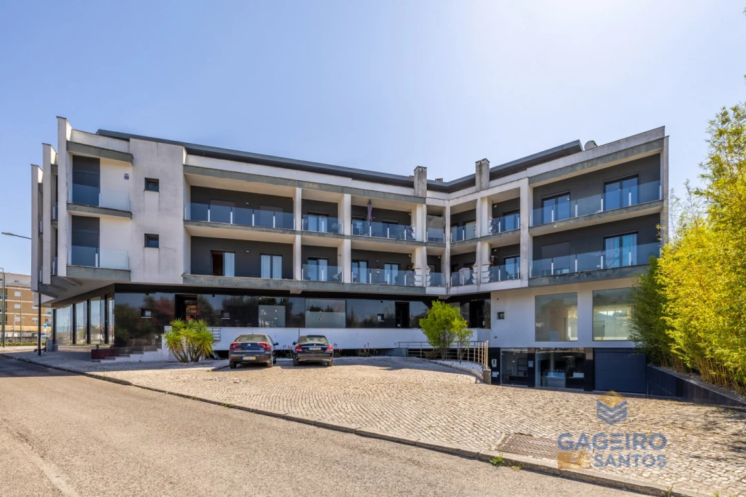 Apartamento T3 para Venda em Rio Maior Foto 1