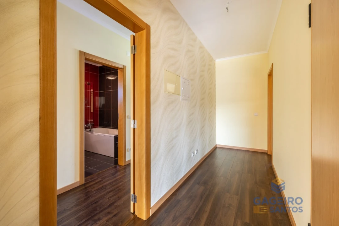 Apartamento T3 para Venda em Rio Maior Foto 12