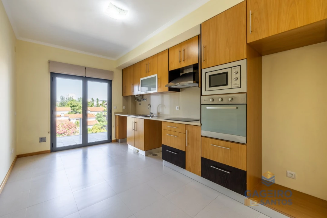 Apartamento T3 para Venda em Rio Maior Foto 8