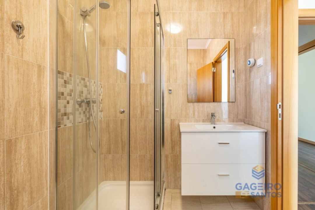 Apartamento T3 para Venda em Rio Maior Foto 16