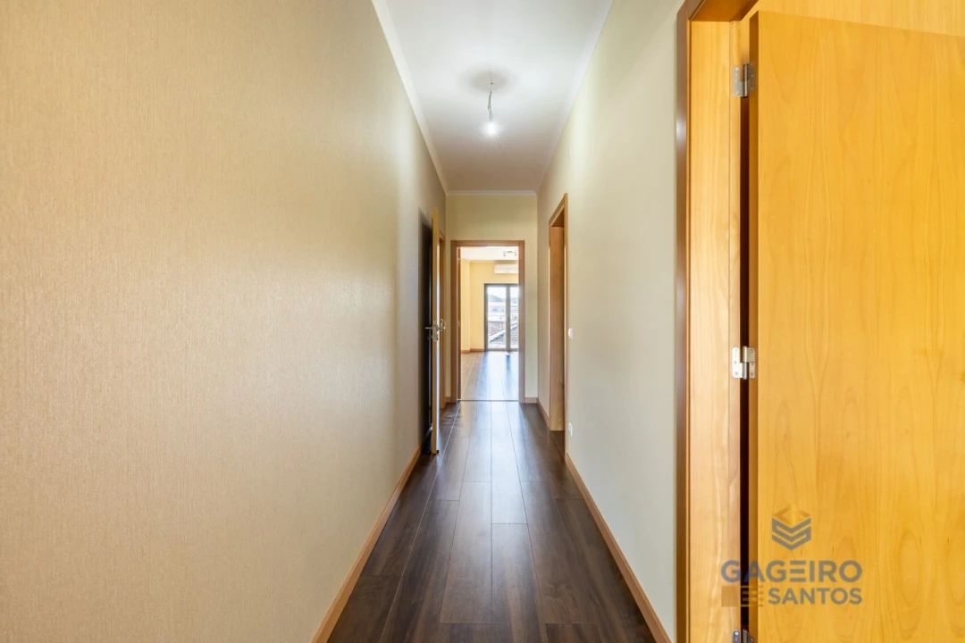 Apartamento T3 para Venda em Rio Maior Foto 28