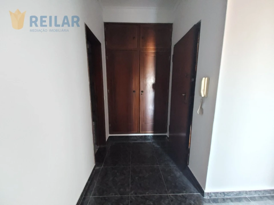 Apartamento T3 para Arrendamento em Santa Iria de Azoia, São João da Talha e Bobadela Foto 18