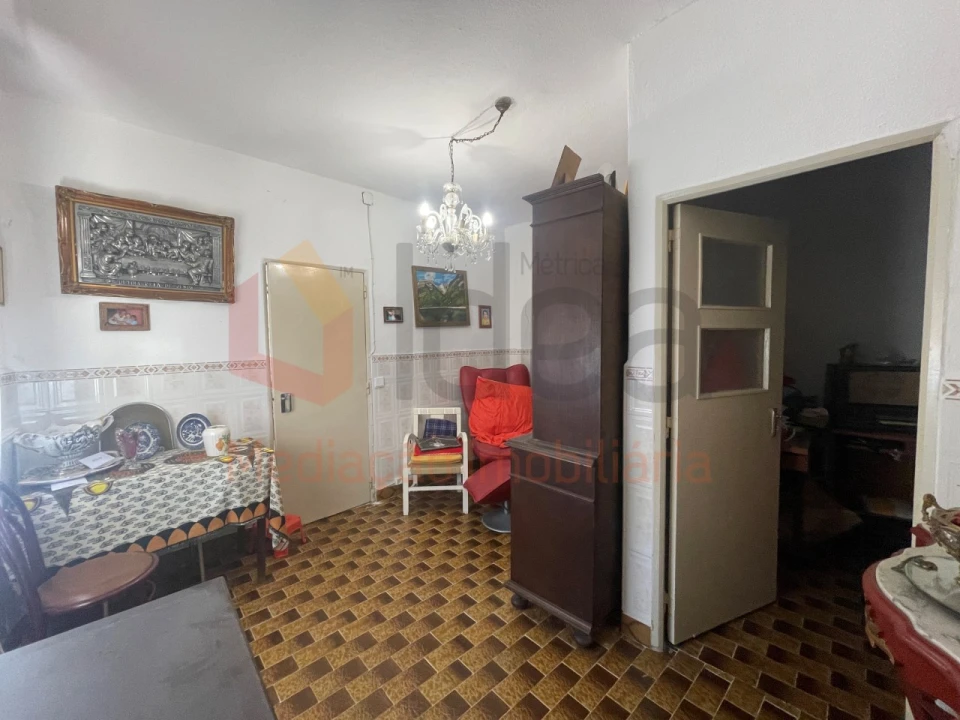 Moradia T2 para Venda em Ventosa Foto 7