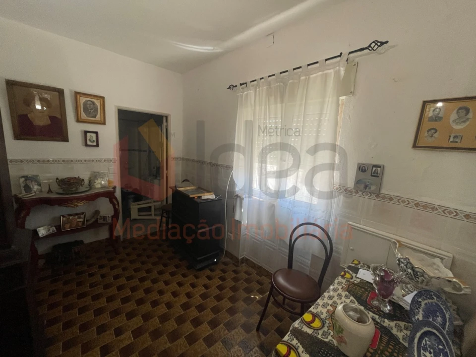 Moradia T2 para Venda em Ventosa Foto 6