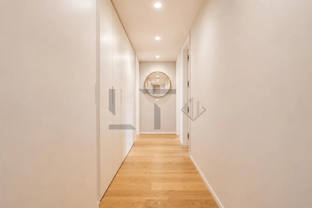 Apartamento T3 para Venda em Santo António Foto 17
