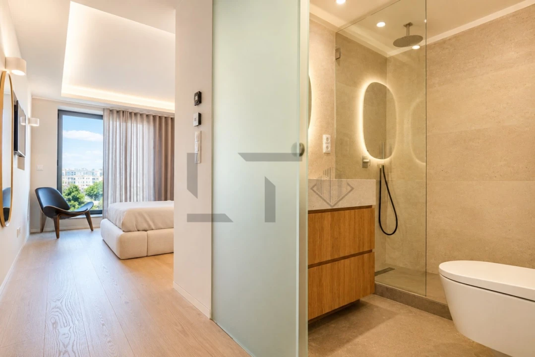 Apartamento T3 para Venda em Santo António Foto 25