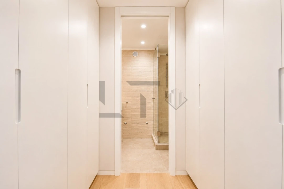 Apartamento T3 para Venda em Santo António Foto 34