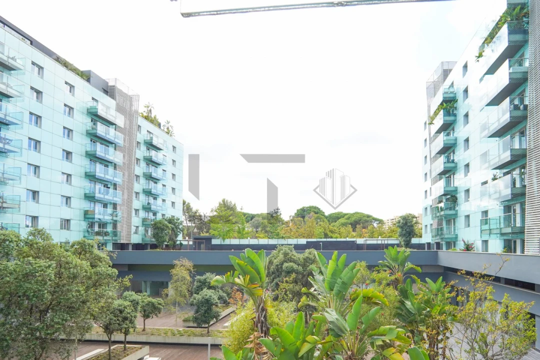 Apartamento T5 para Venda em Avenidas Novas Foto 3