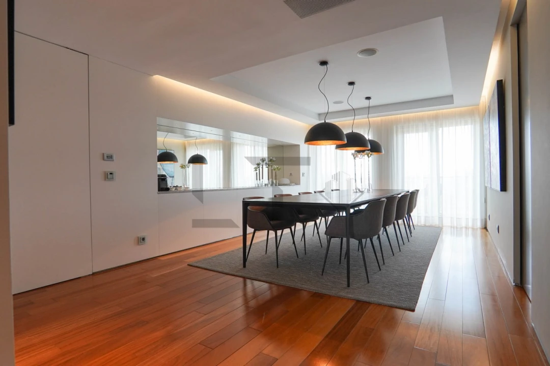 Apartamento T5 para Venda em Avenidas Novas Foto 29
