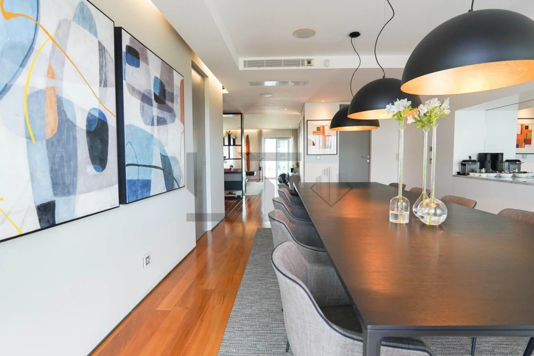 Apartamento T5 para Venda em Avenidas Novas Foto 30