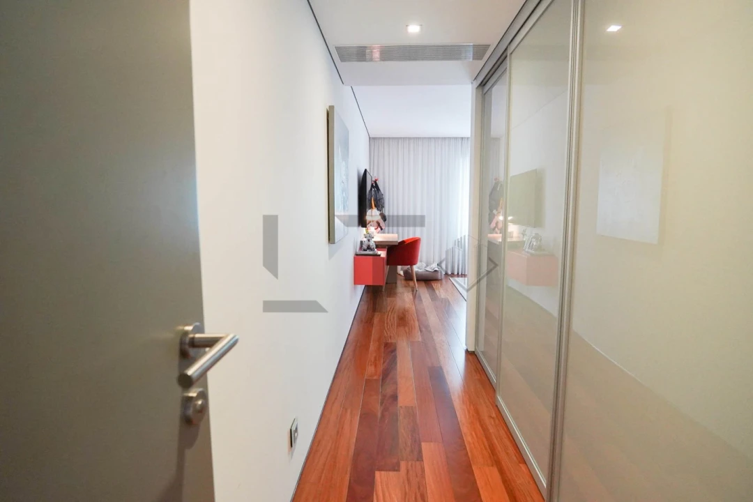 Apartamento T5 para Venda em Avenidas Novas Foto 57