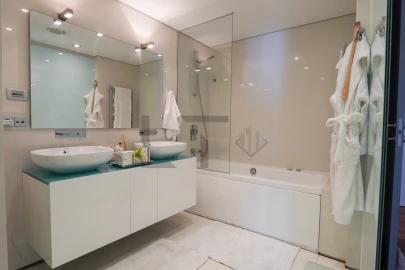 Apartamento T5 para Venda em Avenidas Novas