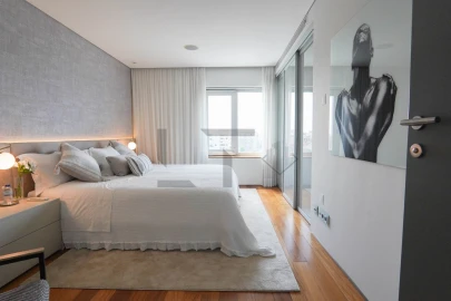Apartamento T5 para Venda em Avenidas Novas