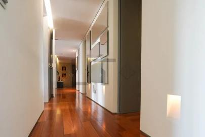 Apartamento T5 para Venda em Avenidas Novas
