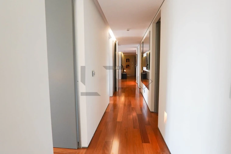 Apartamento T5 para Venda em Avenidas Novas Foto 73