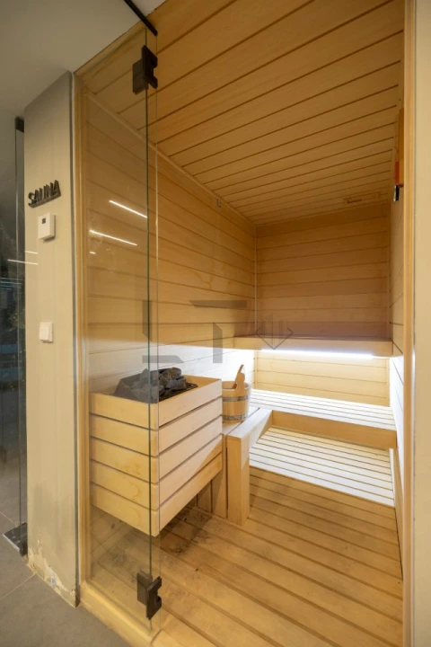 Apartamento T4 para Venda em Avenidas Novas