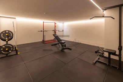 Apartamento T4 para Venda em Avenidas Novas