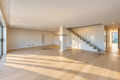 Apartamento T4 para Venda em Avenidas Novas