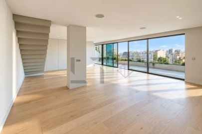 Apartamento T4 para Venda em Avenidas Novas