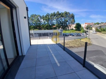 Moradia T4 para Venda em Madalena