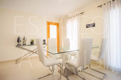 Apartamento T3 para Venda em Marvila