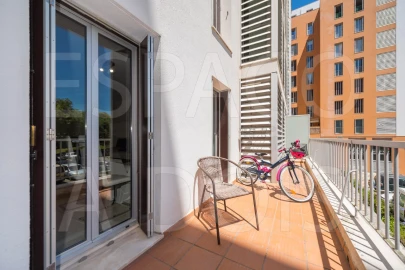 Apartamento T3 para Venda em Marvila