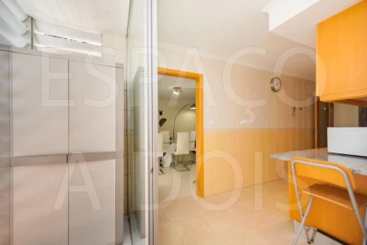 Apartamento T3 para Venda em Marvila