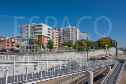 Apartamento T3 para Venda em Marvila