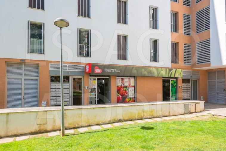 Apartamento T3 para Venda em Marvila Foto 52