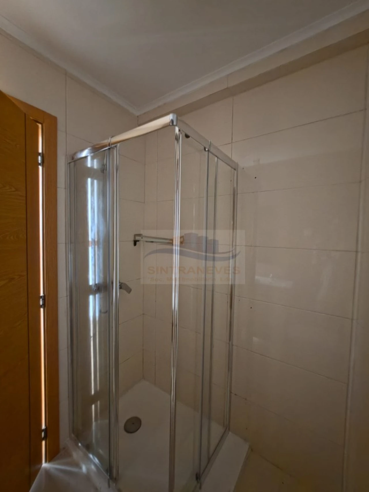 Apartamento T3 para Venda em Venteira Foto 1