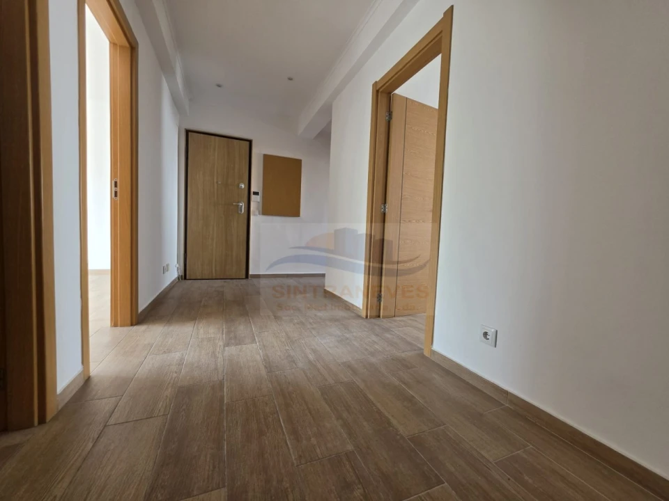 Apartamento T3 para Venda em Venteira Foto 23