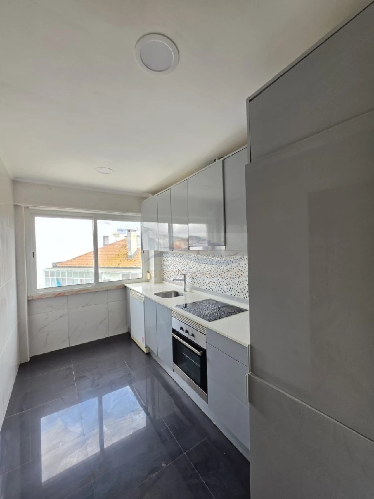 Apartamento T3 para Venda em Venteira Foto 33